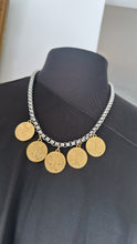 Load image into Gallery viewer, 5 Coins gold necklace