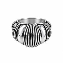 Load image into Gallery viewer, Silver antique ring