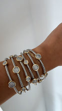 Load image into Gallery viewer, Circles shine cuff