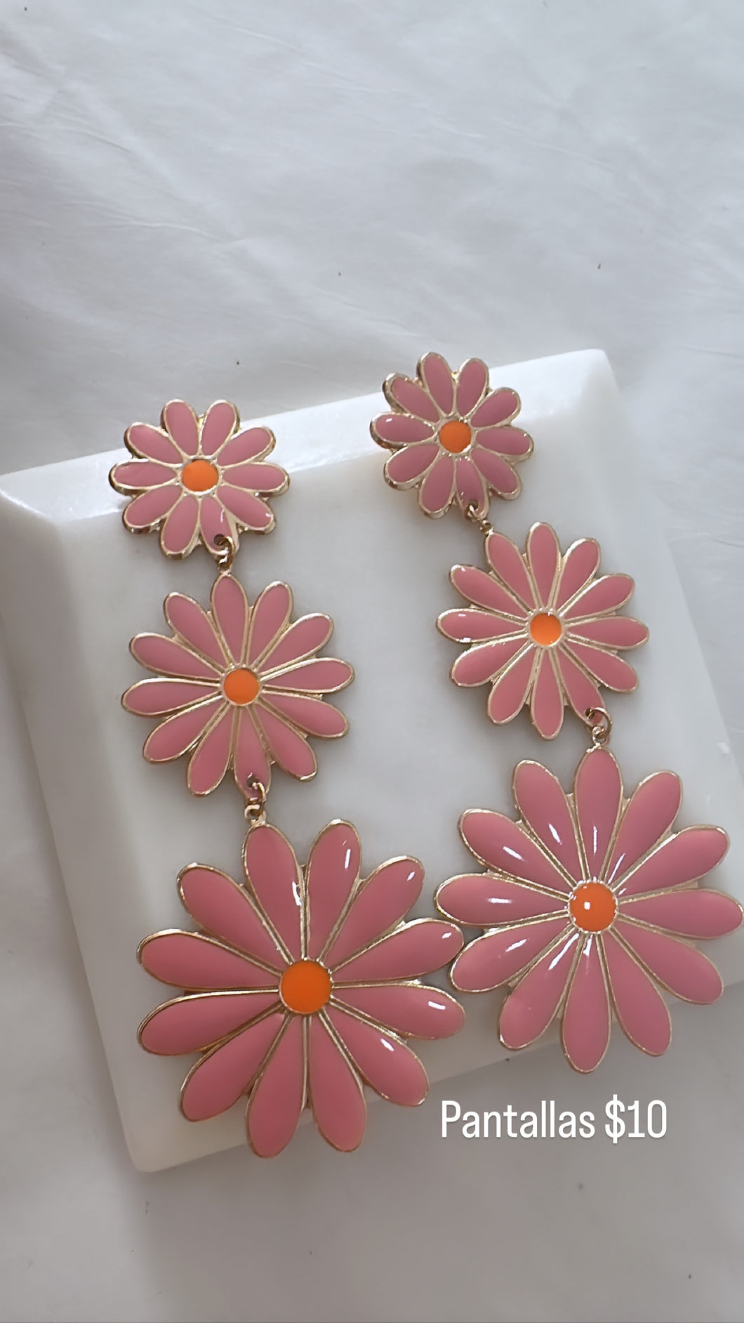 Earrings flowers