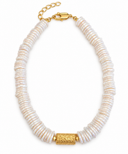 Load image into Gallery viewer, Coin nácar pearls