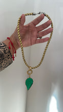 Load image into Gallery viewer, Leaf green necklace