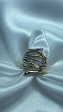 Load image into Gallery viewer, Gold &amp; silver ring