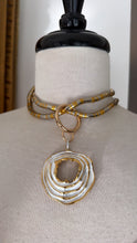 Load image into Gallery viewer, Circle white necklace