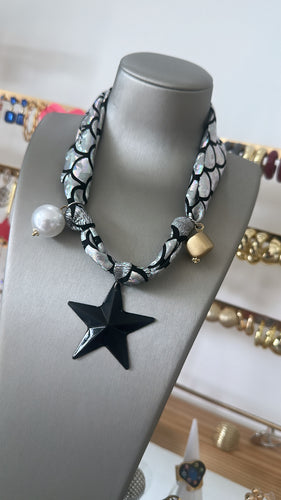 Silver licra necklace