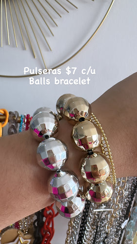 Balls bracelets